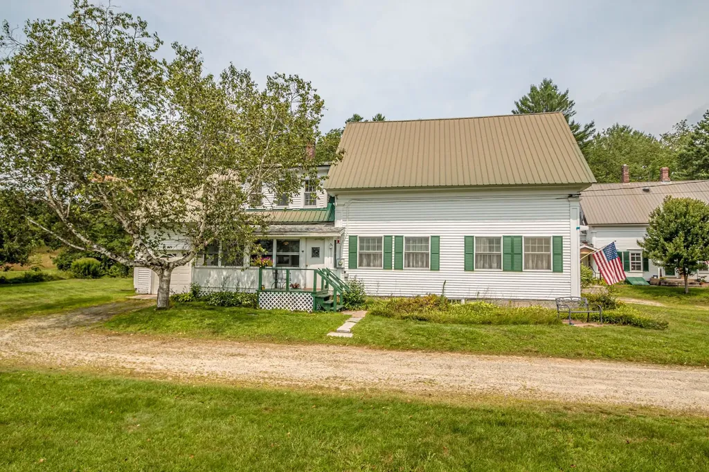 35 Courthouse Drive Guildhall VT 05905