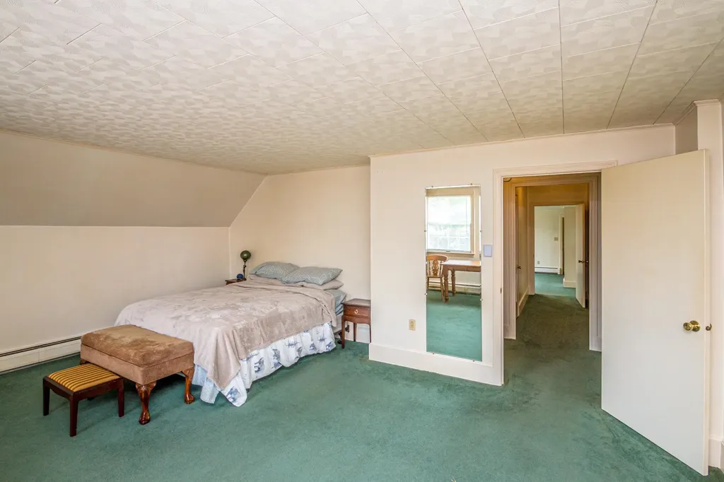 35 Courthouse Drive Guildhall VT 05905