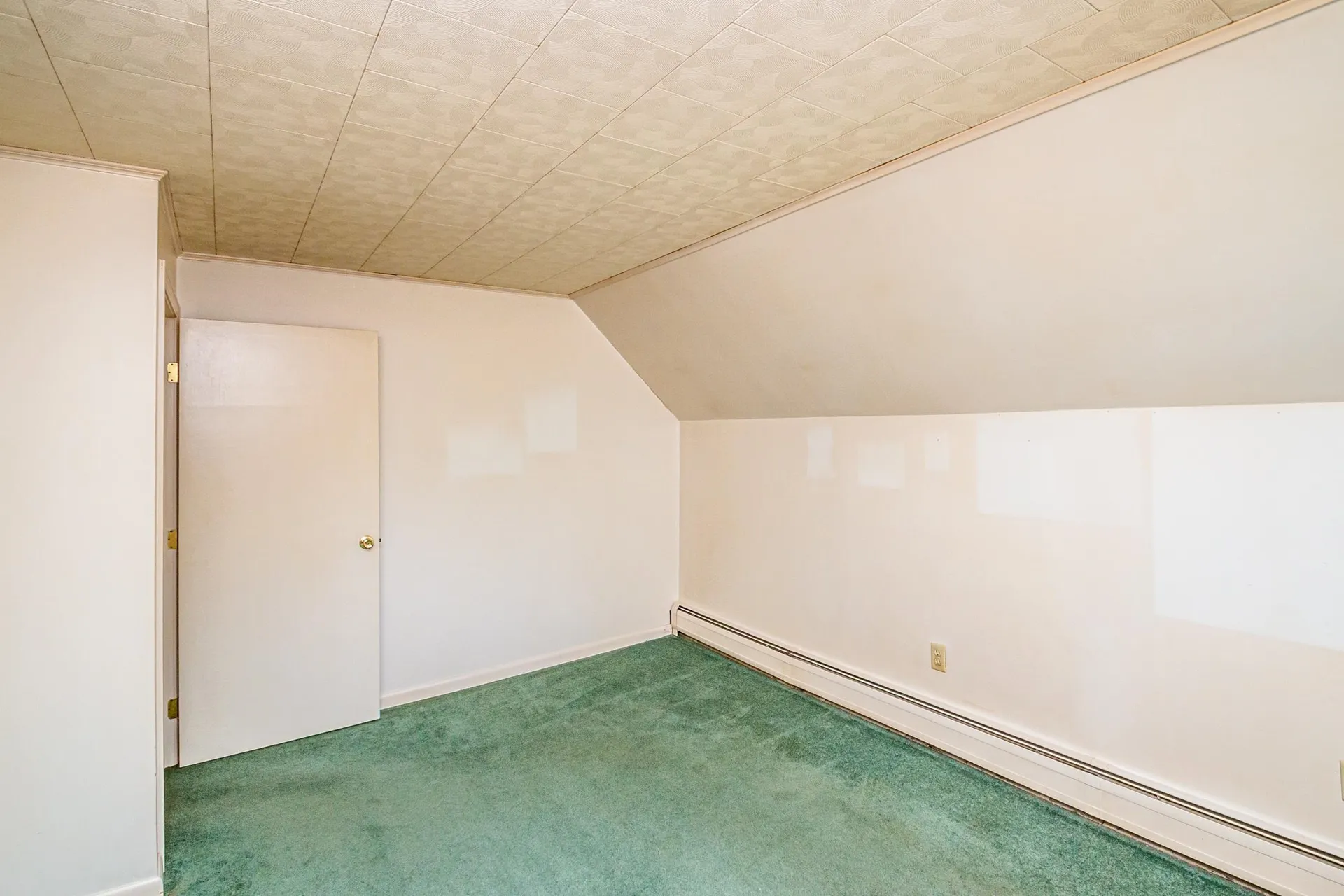 35 Courthouse Drive Guildhall VT 05905