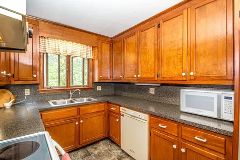 35 Courthouse Drive Guildhall VT 05905