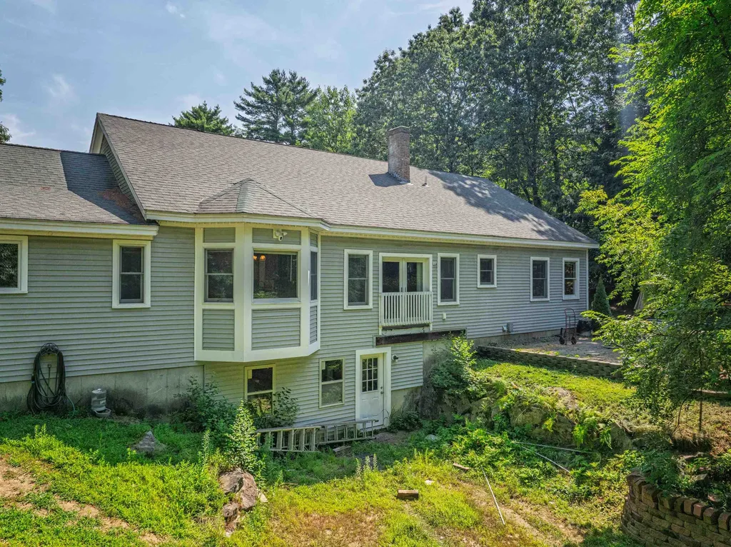 246 Lee Hook Road Lee NH 03861