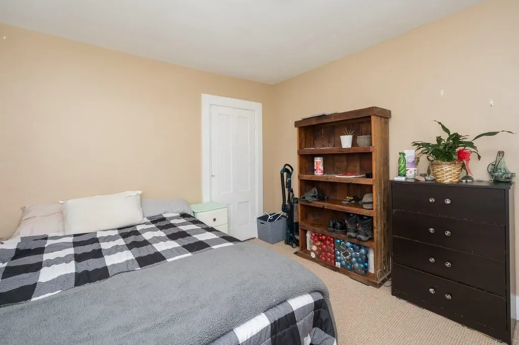 11 Berry Court Farmington NH 03835