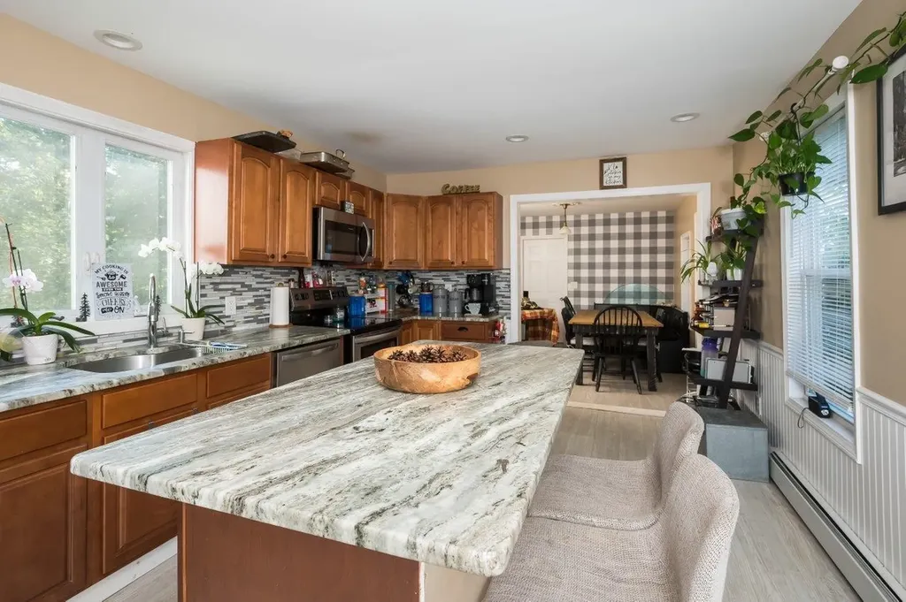 11 Berry Court Farmington NH 03835