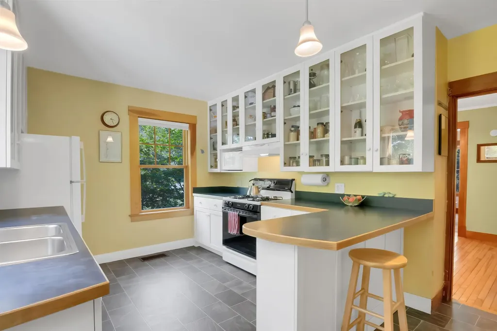 28 Pearl Street Montpelier VT 05602