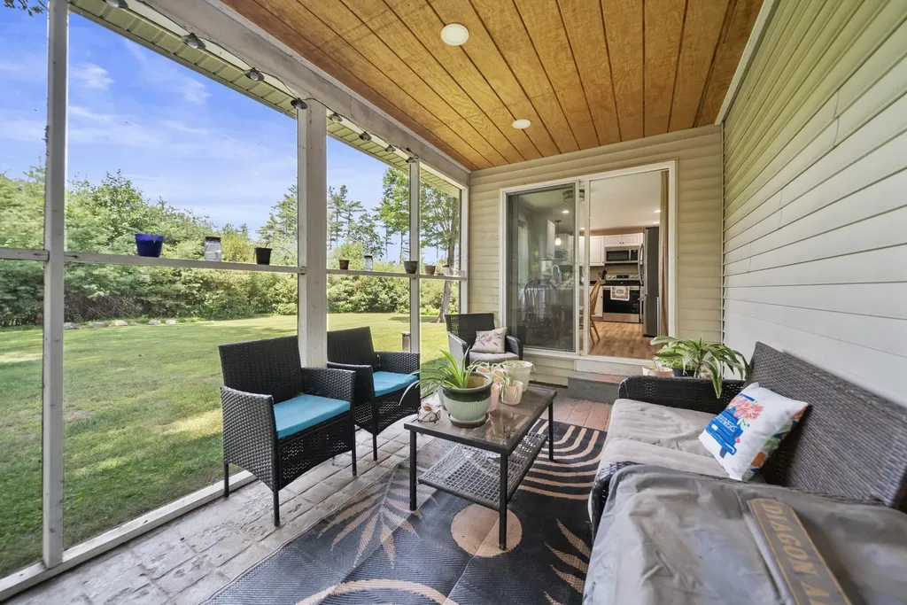 16 Felch Lane Jaffrey NH 03452