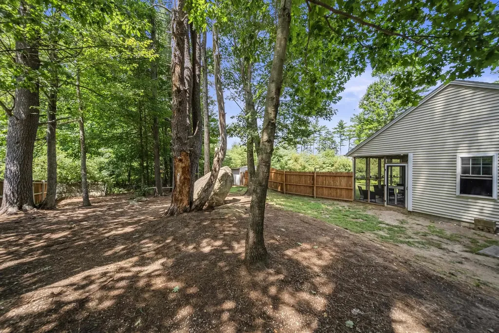 16 Felch Lane Jaffrey NH 03452