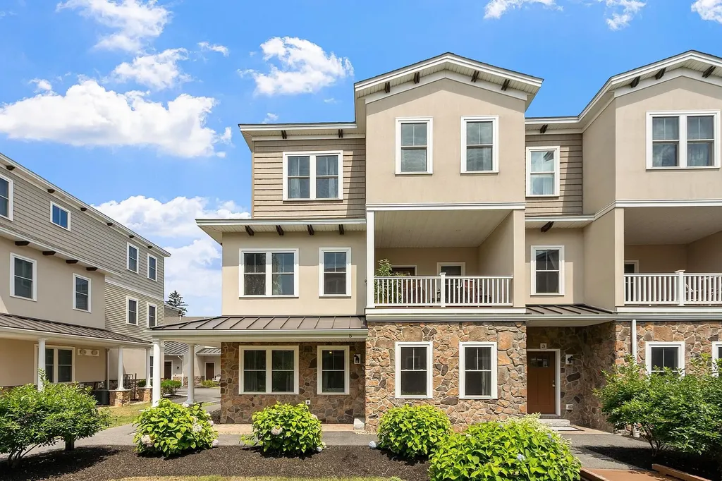 5 Milano Way Salem NH 03079