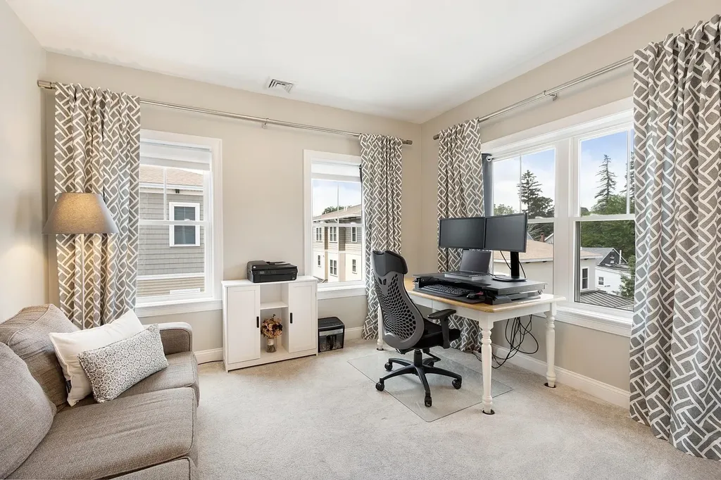 5 Milano Way Salem NH 03079