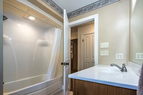 20 Pasquale Lane Chittenden VT 05737