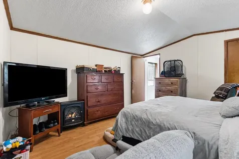 209 Hampstead Road Derry NH 03038