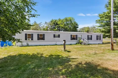 209 Hampstead Road Derry NH 03038