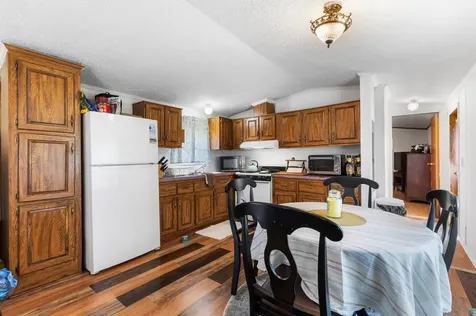 209 Hampstead Road Derry NH 03038