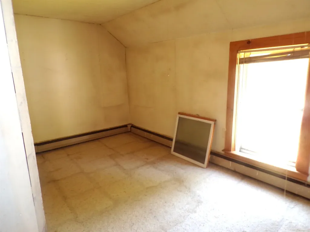 76 Grafton Turnpike Canaan NH 03741