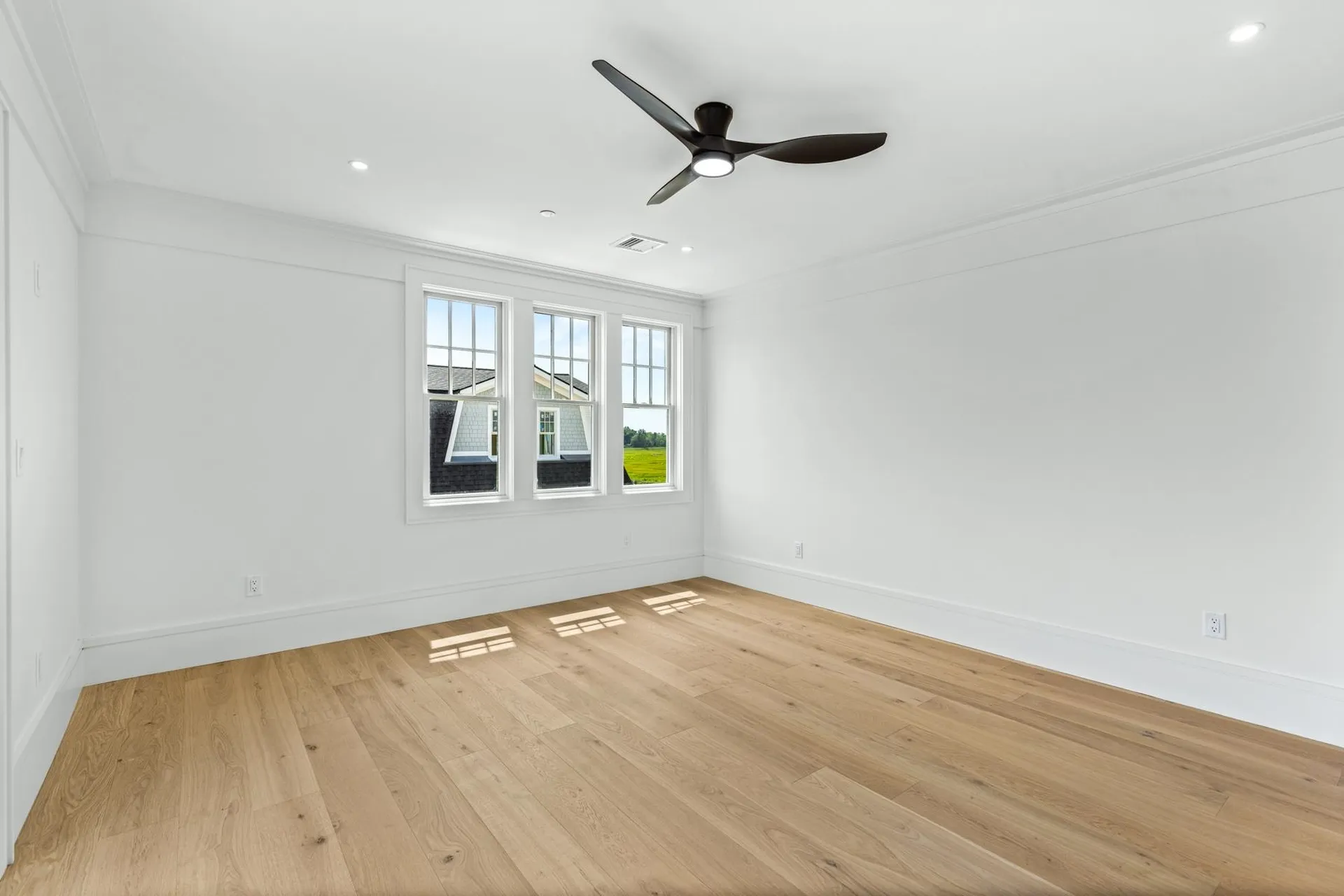 1215 Ocean Boulevard Rye NH 03870