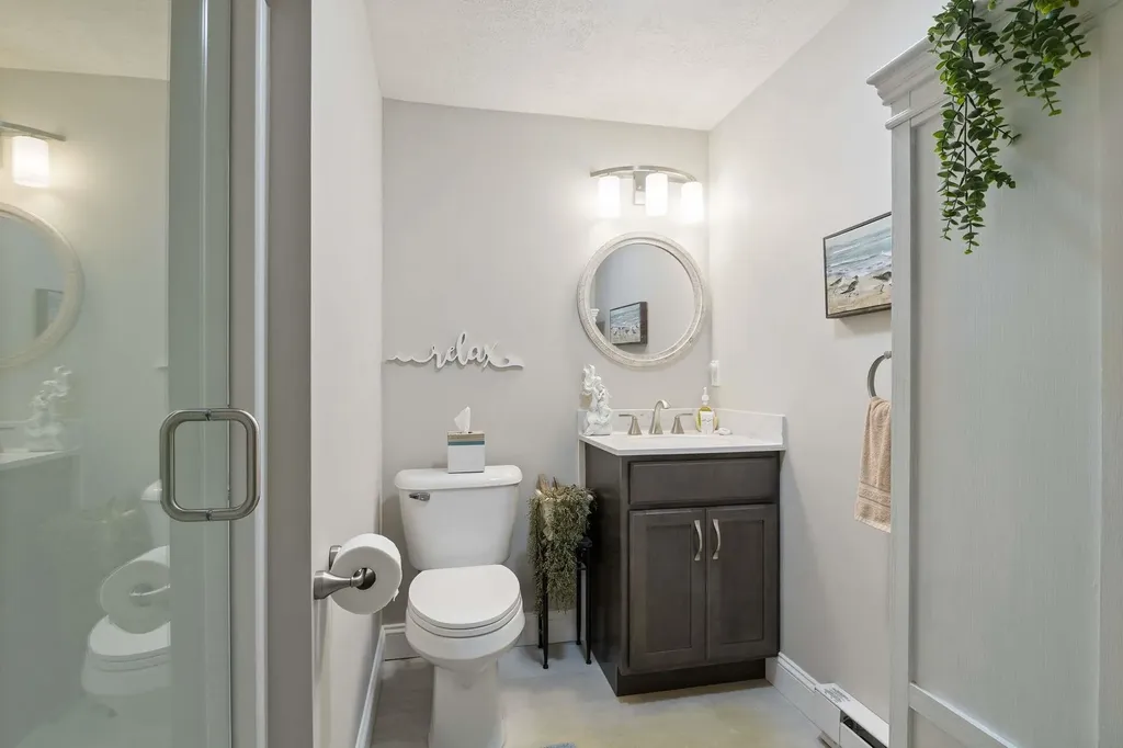 1373 Post Road Wells ME 04090