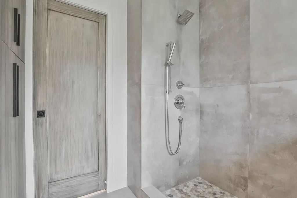 33 Sharon Road Peterborough NH 03458