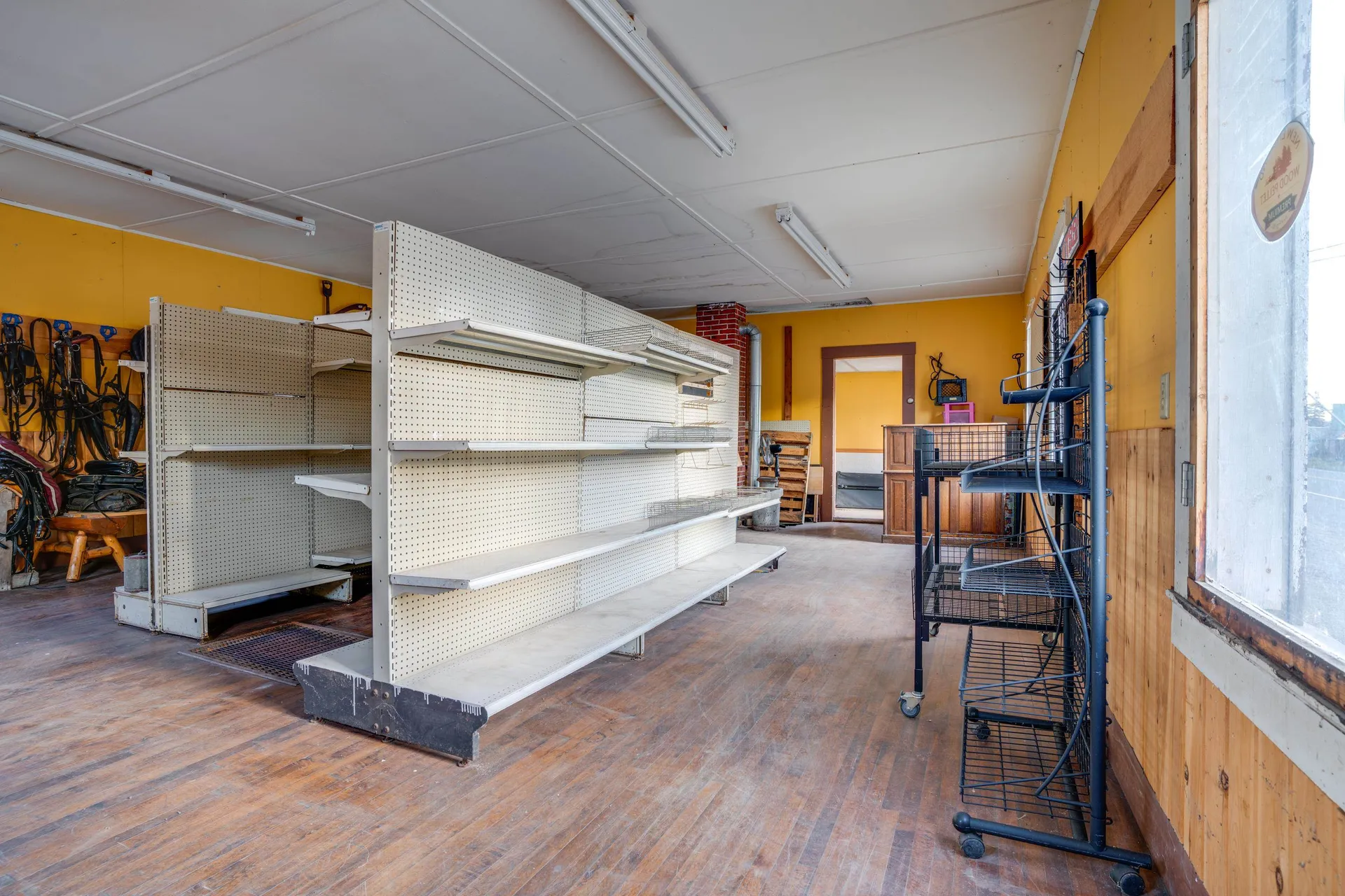 184 Vt 5a Burke VT 05871