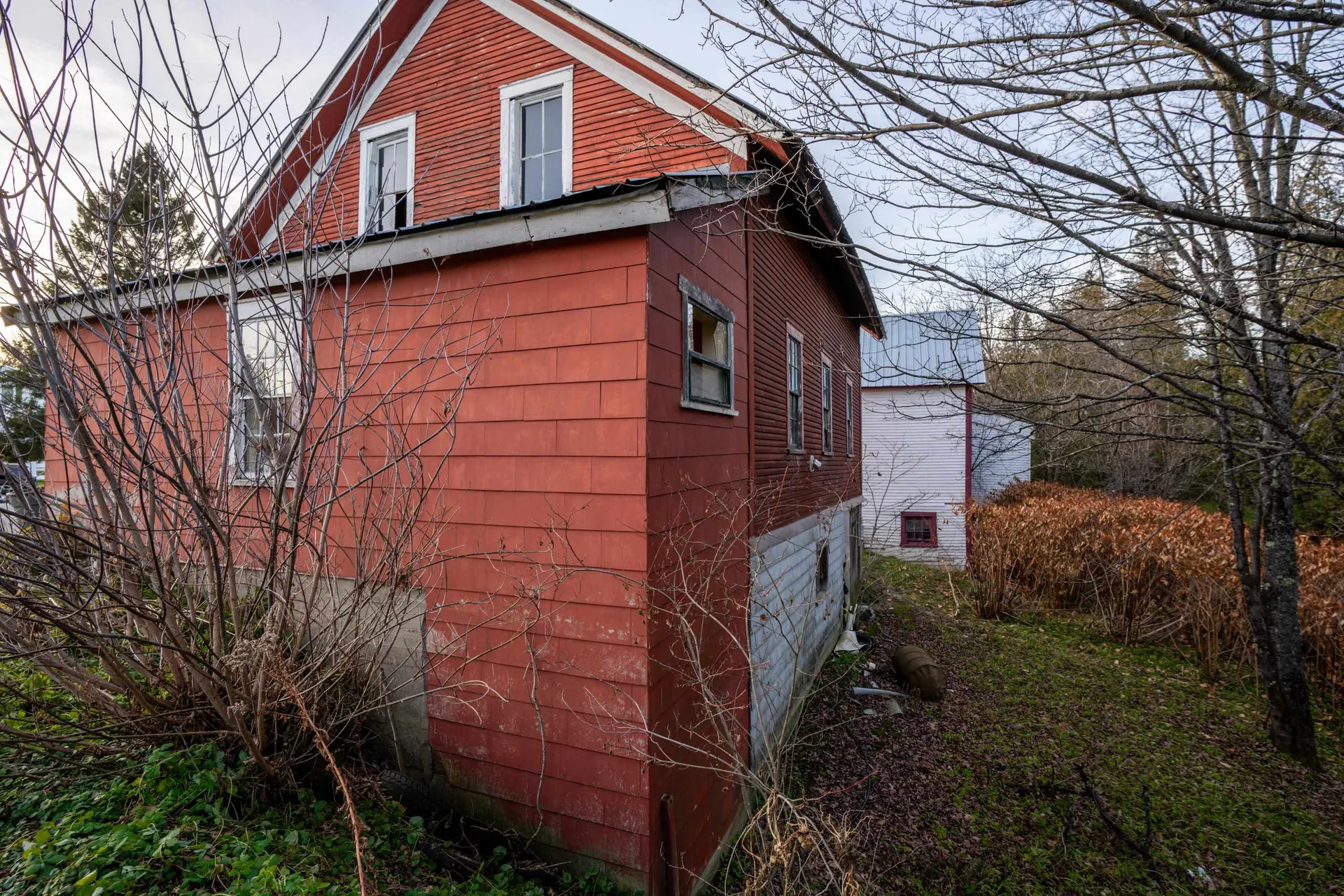 184 Vt 5a Burke VT 05871