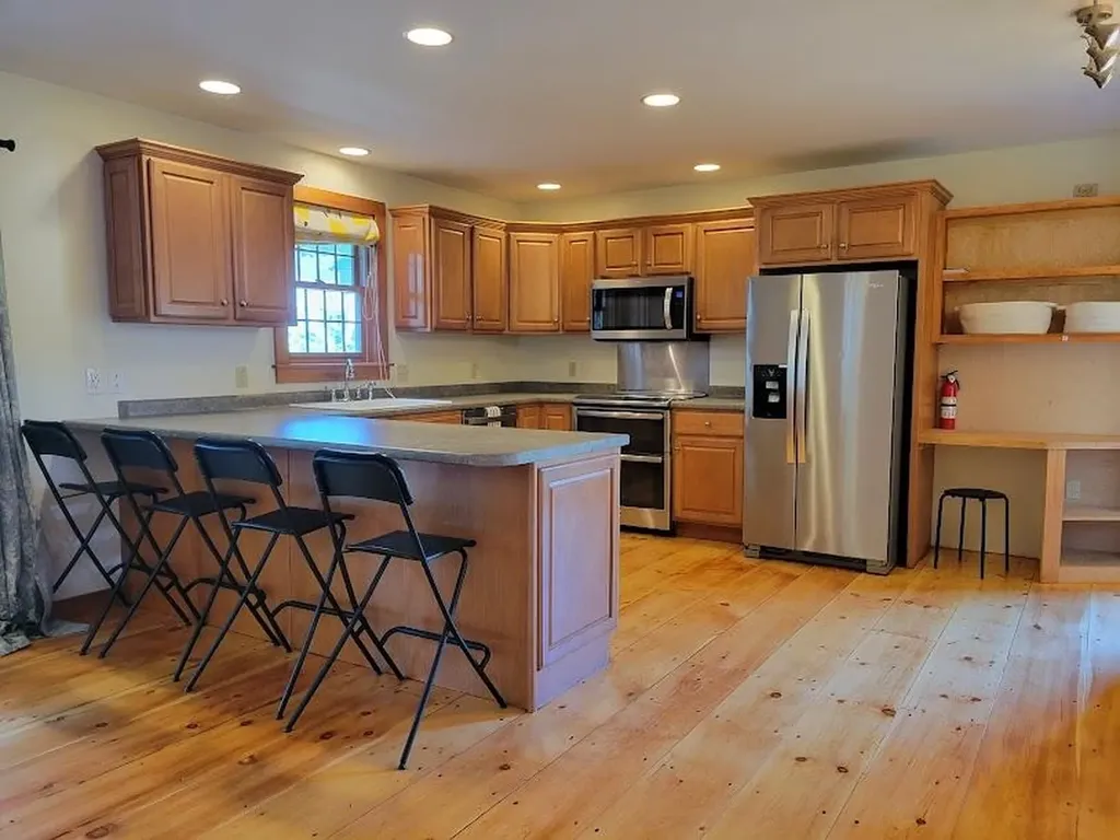 53 Prospect Street Henniker NH 03242