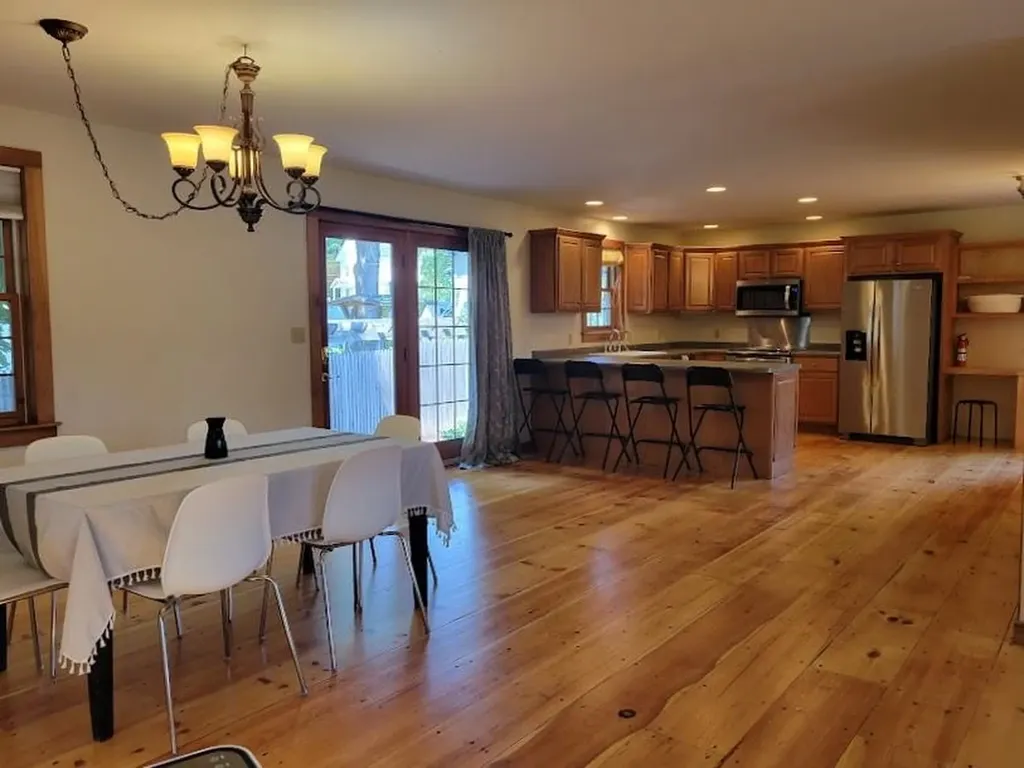 53 Prospect Street Henniker NH 03242