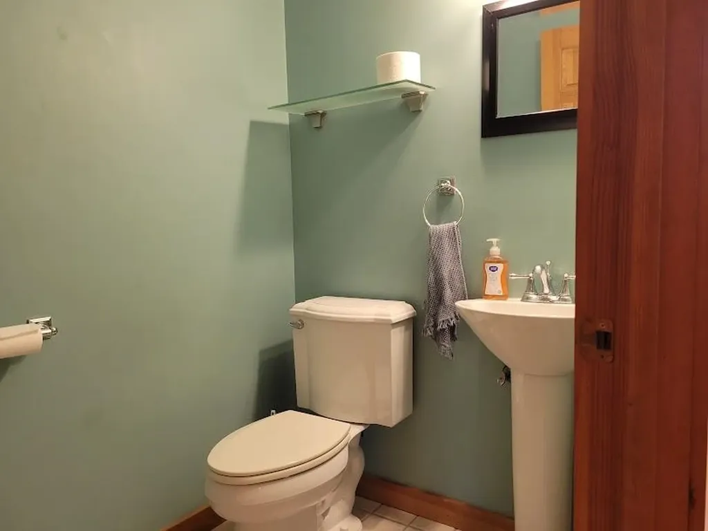 53 Prospect Street Henniker NH 03242