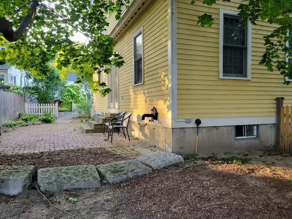 53 Prospect Street Henniker NH 03242