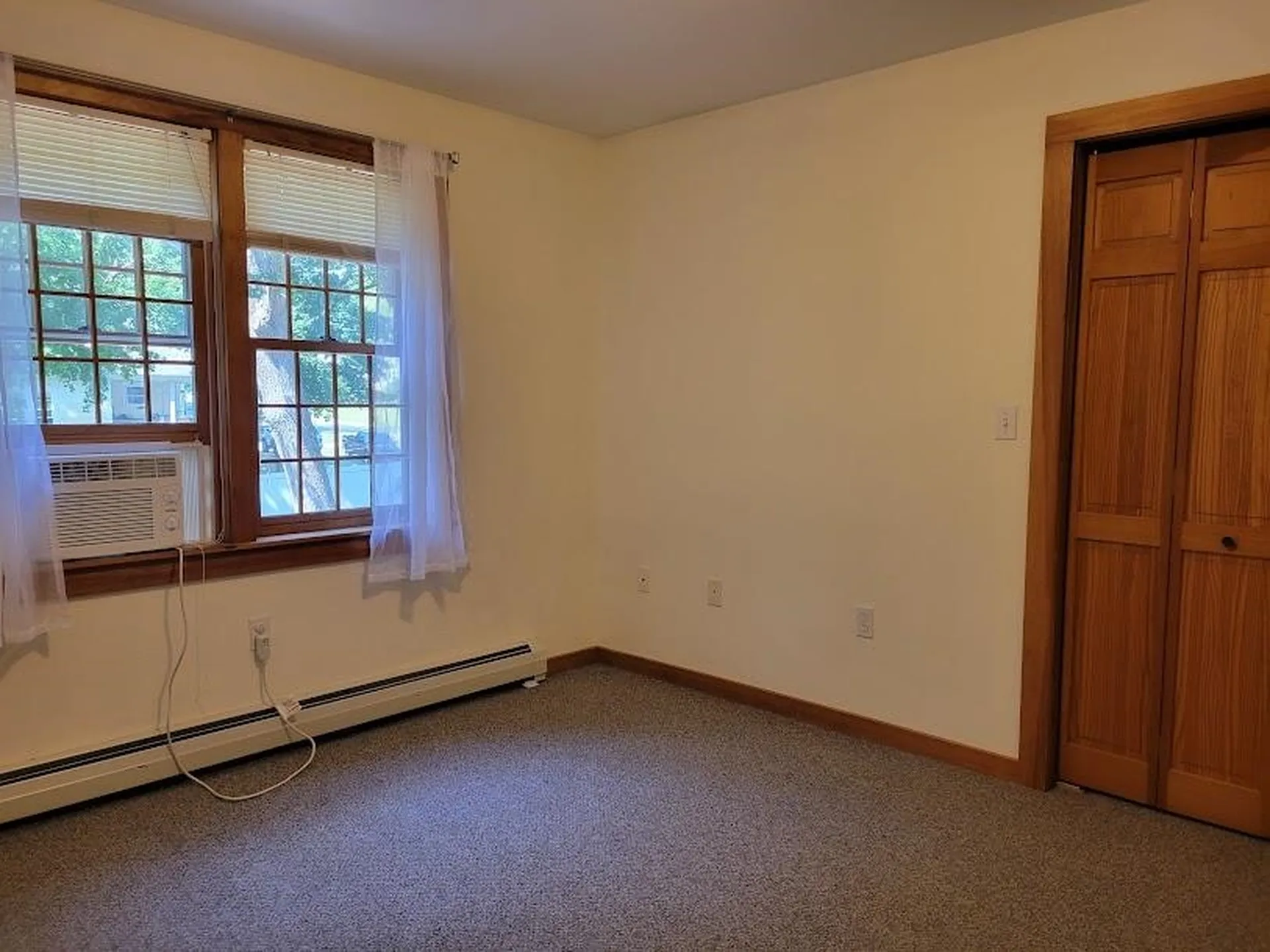 53 Prospect Street Henniker NH 03242