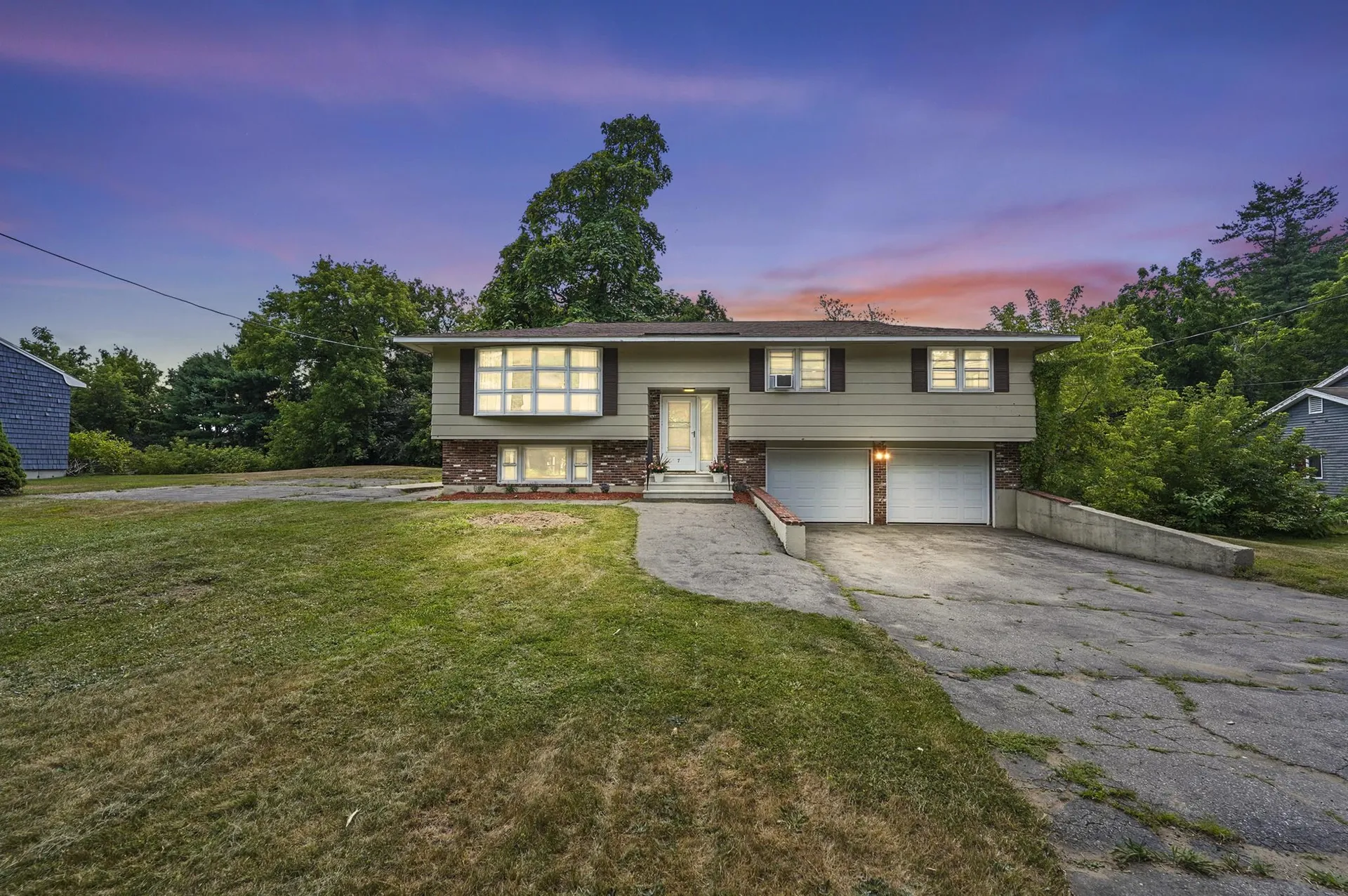 7 Hoodkroft Drive Derry NH 03038