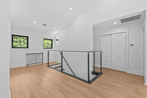 77 Two Ponds Road Warren VT 05674