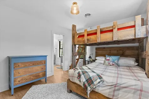 77 Two Ponds Road Warren VT 05674