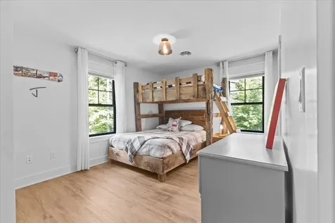 77 Two Ponds Road Warren VT 05674