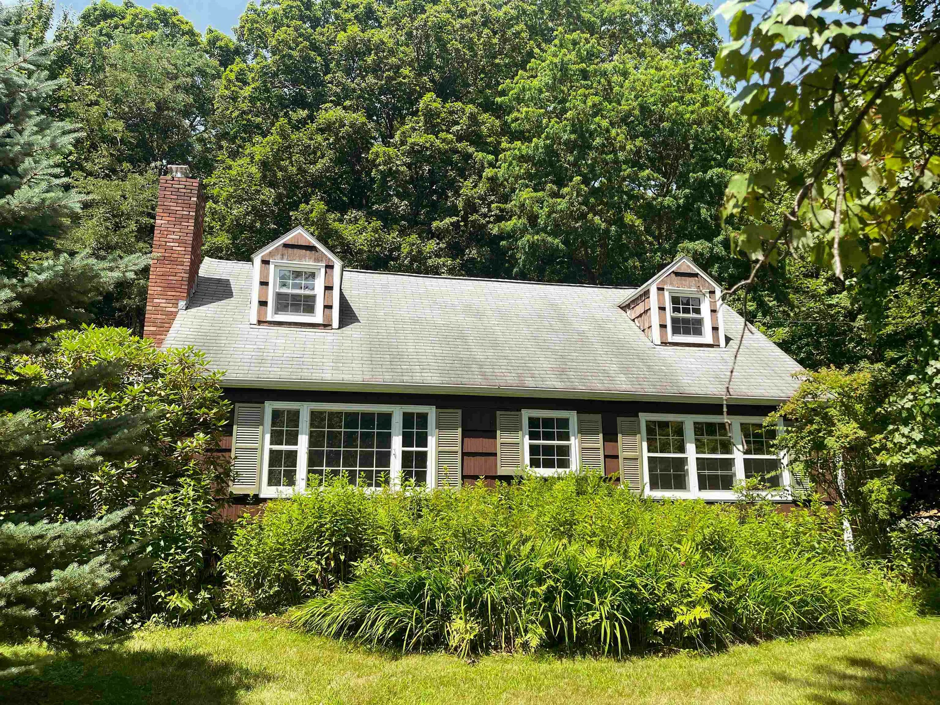 8 Walden Woods Essex VT 05452