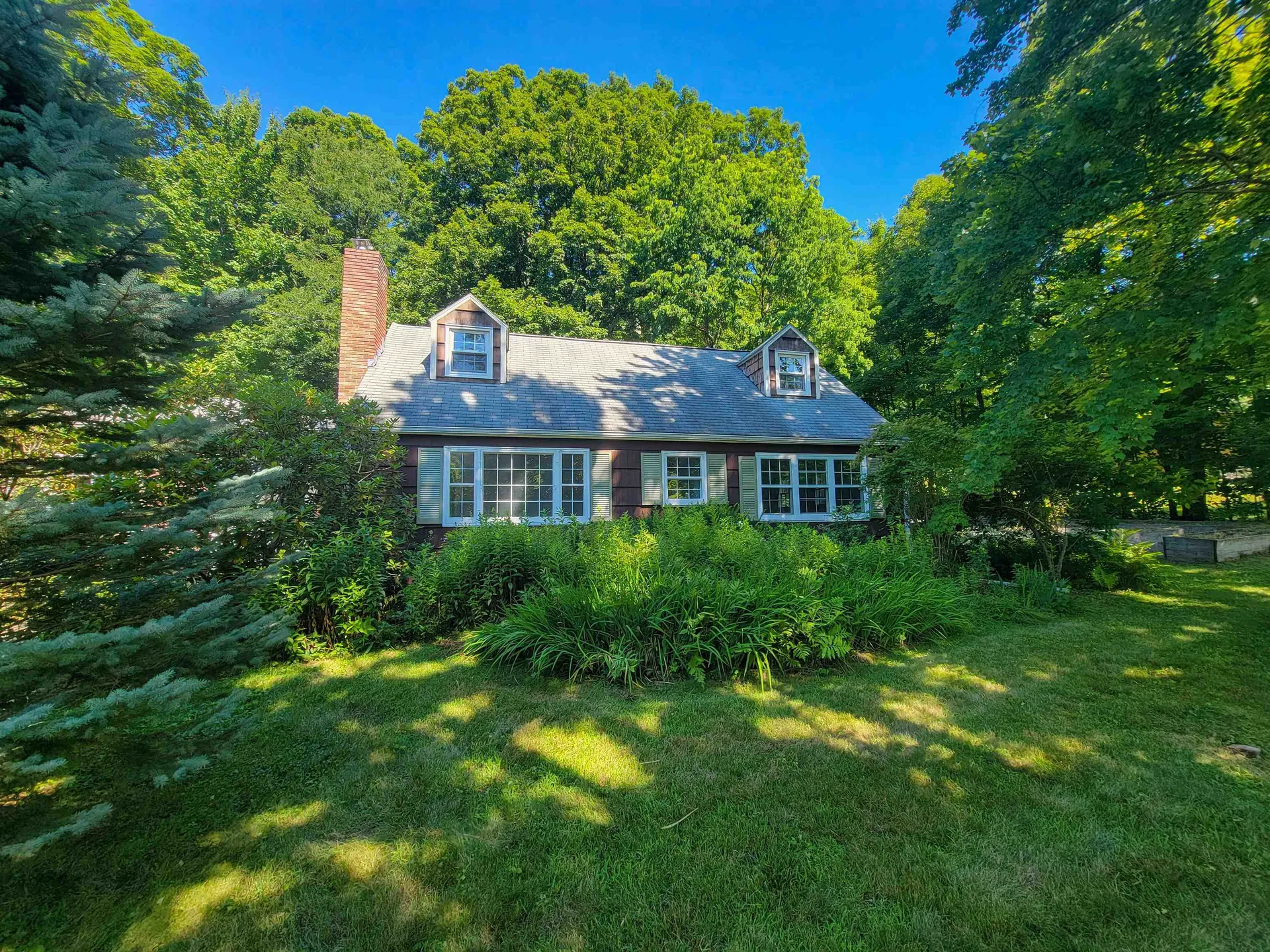 8 Walden Woods Essex VT 05452