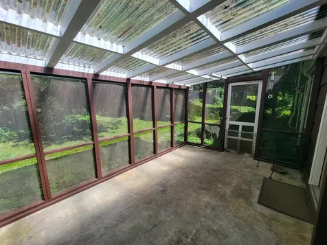 8 Walden Woods Essex VT 05452