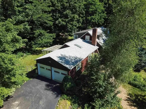 8 Walden Woods Essex VT 05452