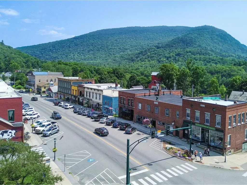4003 River Road New Haven VT 05472