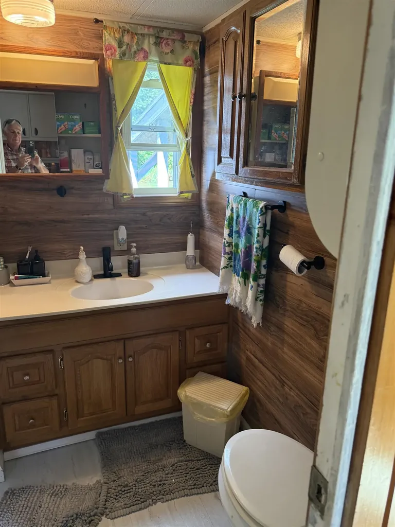 177 Ingalls Lane Lyndon VT 05851