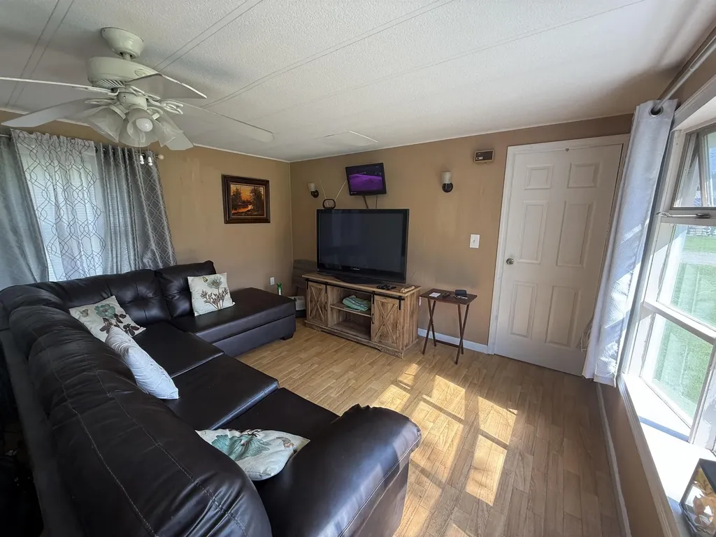 177 Ingalls Lane Lyndon VT 05851