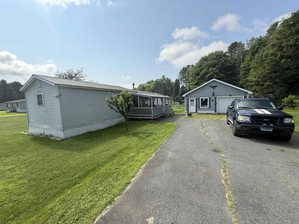 177 Ingalls Lane Lyndon VT 05851