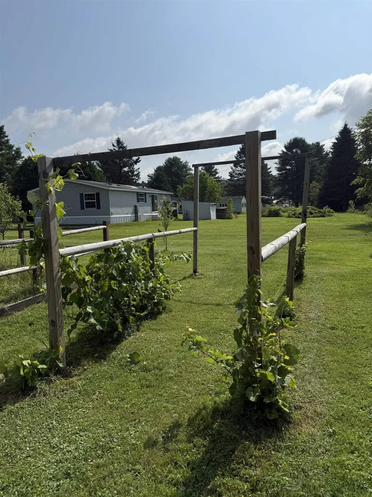 177 Ingalls Lane Lyndon VT 05851