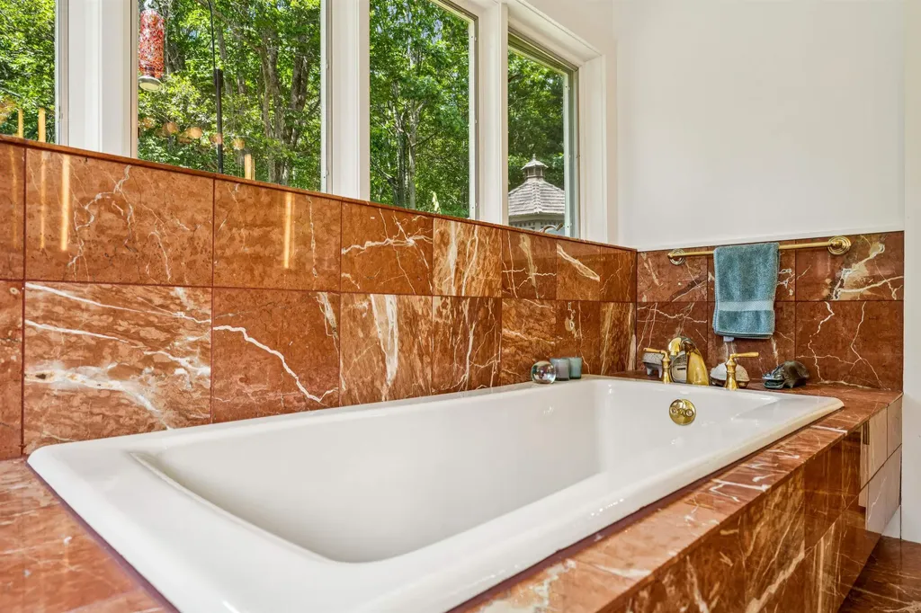 441 Spruce Way Woodstock VT 05091