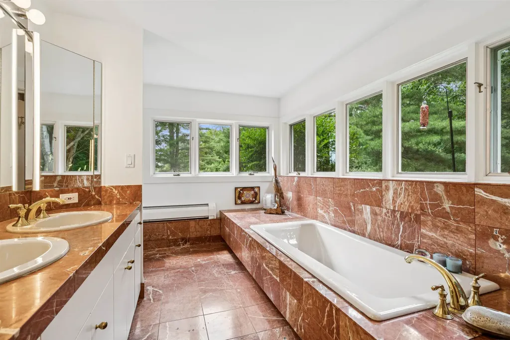 441 Spruce Way Woodstock VT 05091