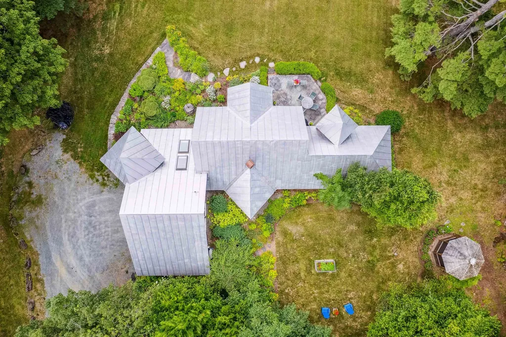 441 Spruce Way Woodstock VT 05091