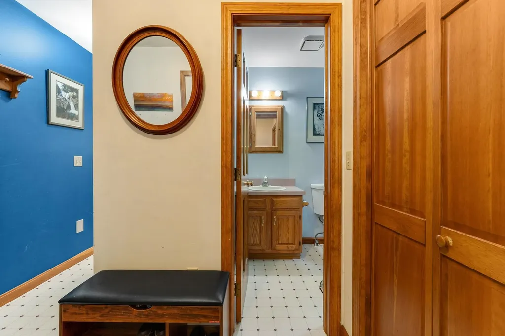 10 Stirling Place Burlington VT 05408