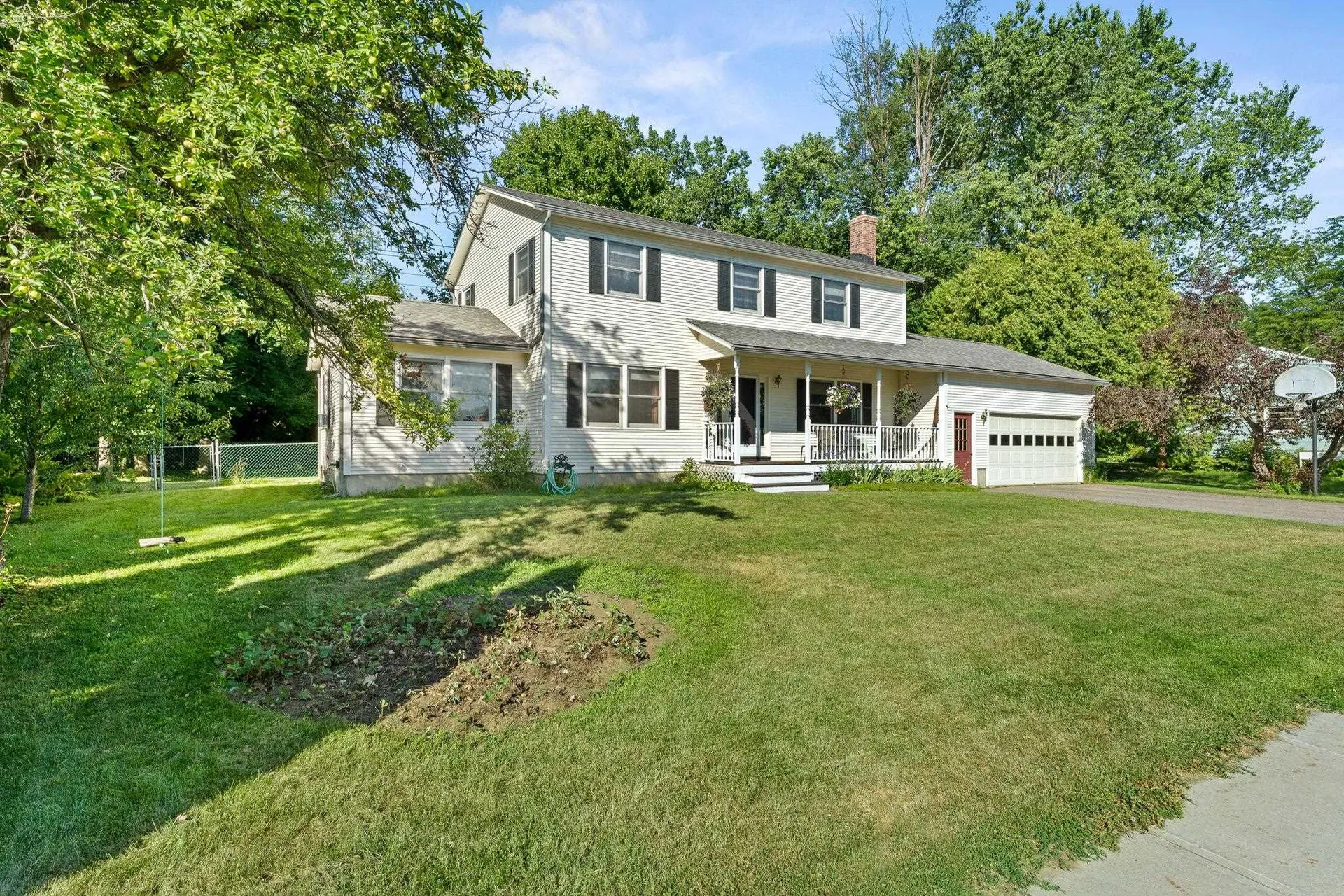 10 Stirling Place Burlington VT 05408