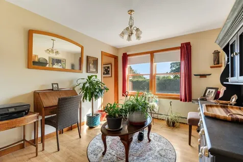 10 Stirling Place Burlington VT 05408