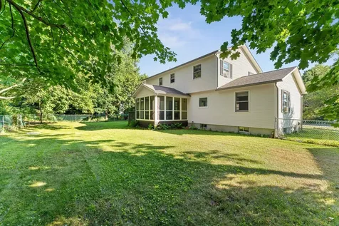 10 Stirling Place Burlington VT 05408