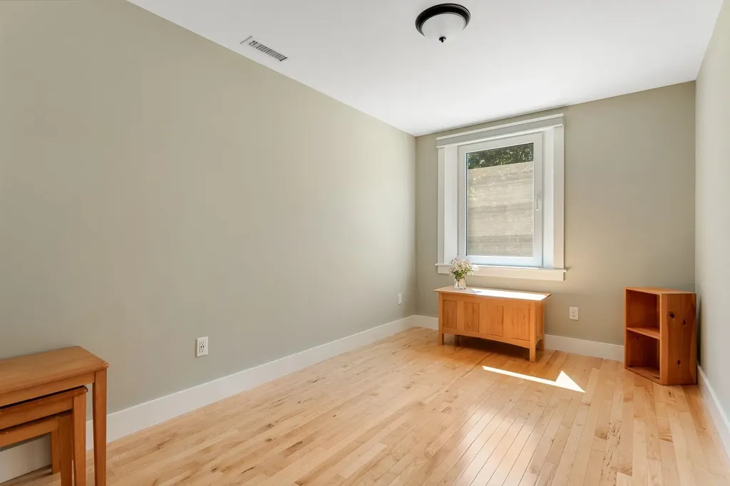 22 Common Way Charlotte VT 05445