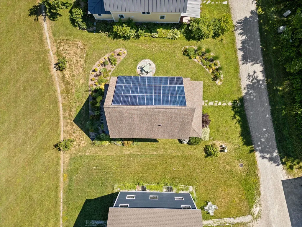 22 Common Way Charlotte VT 05445