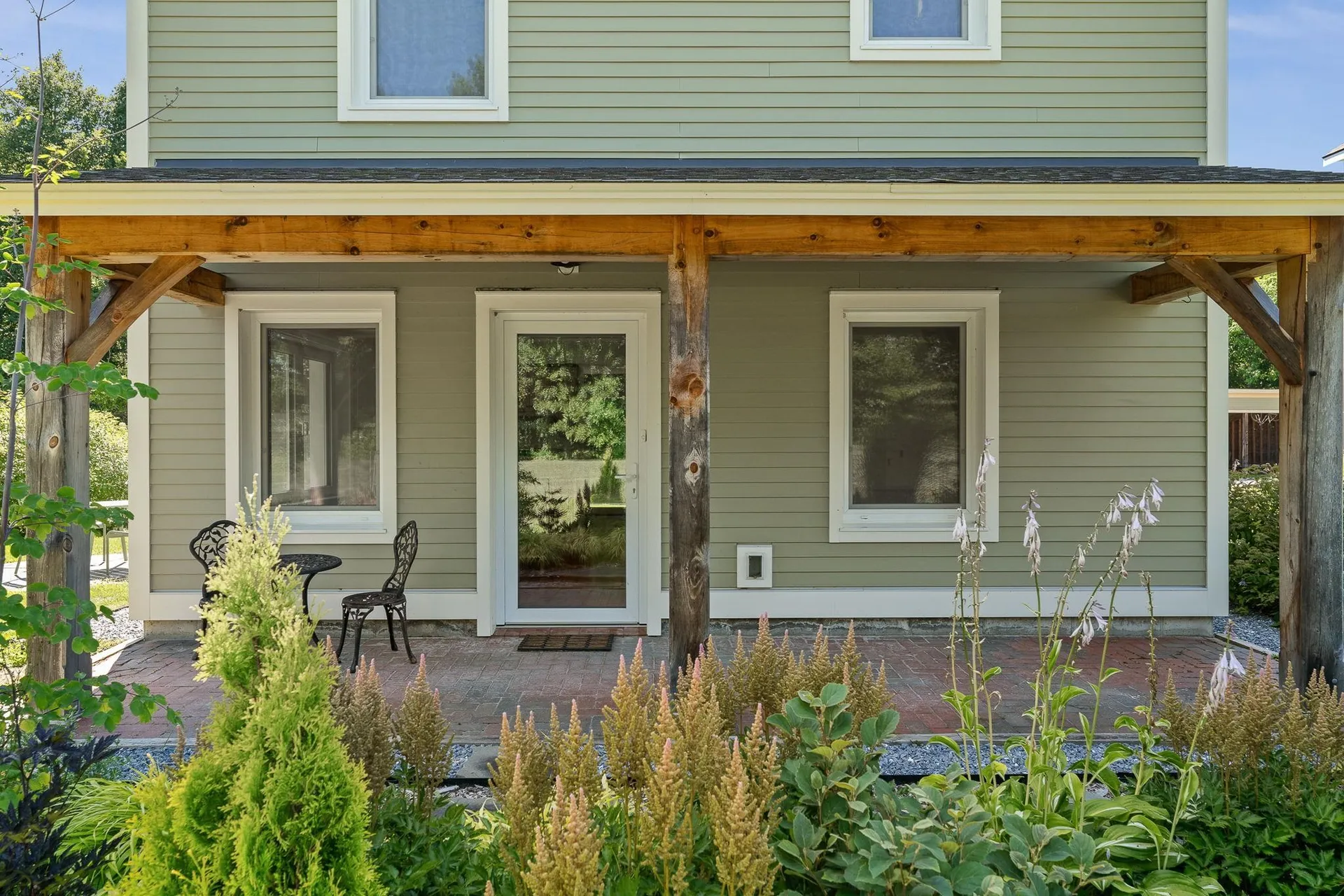 22 Common Way Charlotte VT 05445